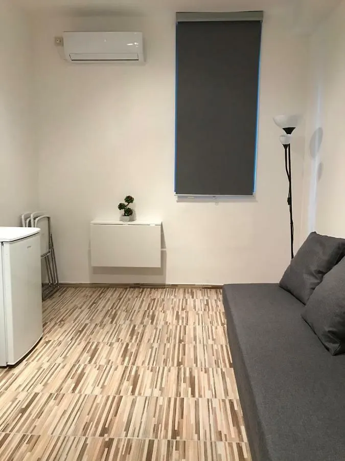 Студио Чайка Бургас Център 0*, Burgas City